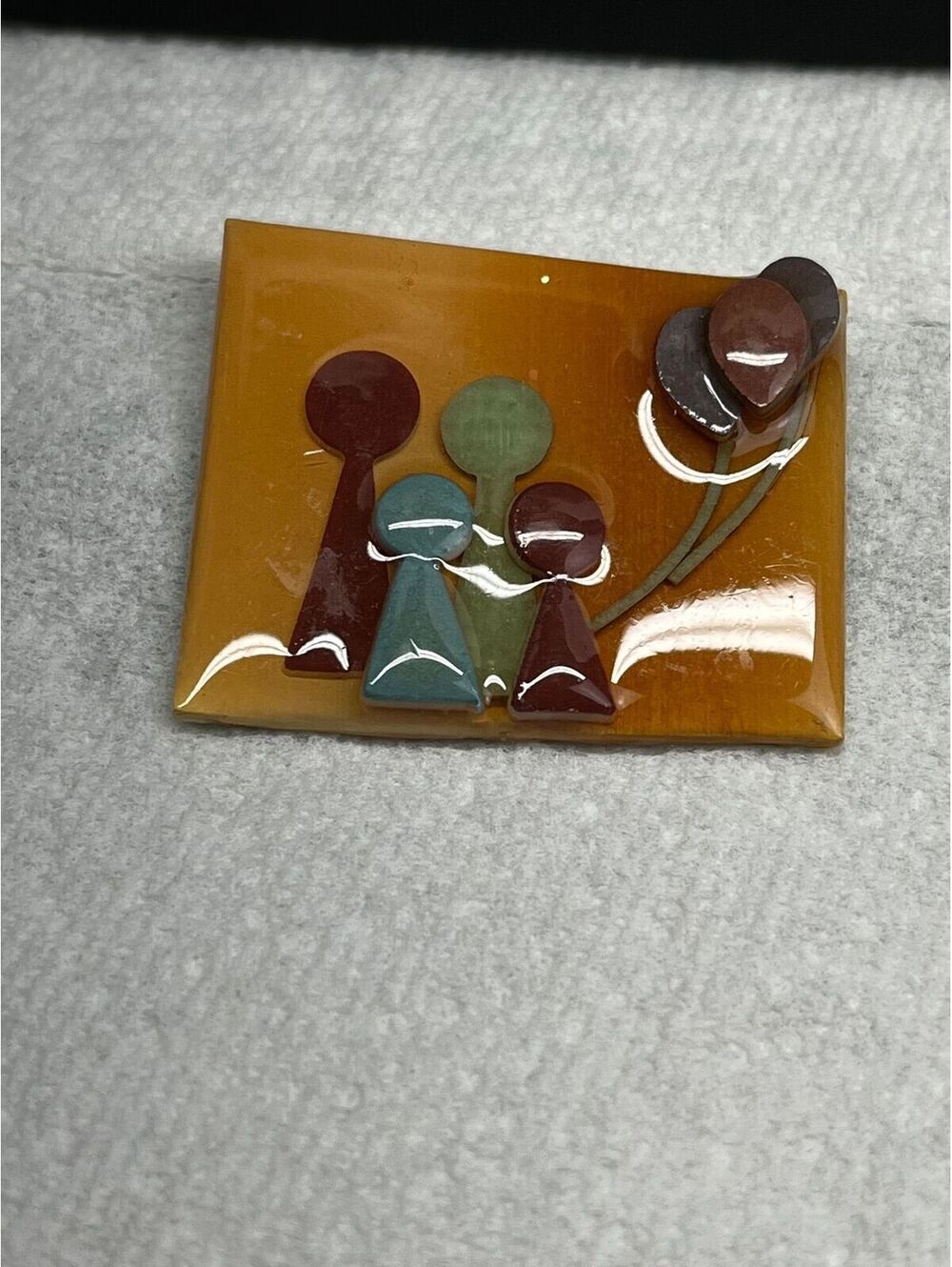 #94 Vintage People’s Pin By Lucinda Figures Holding Balloons